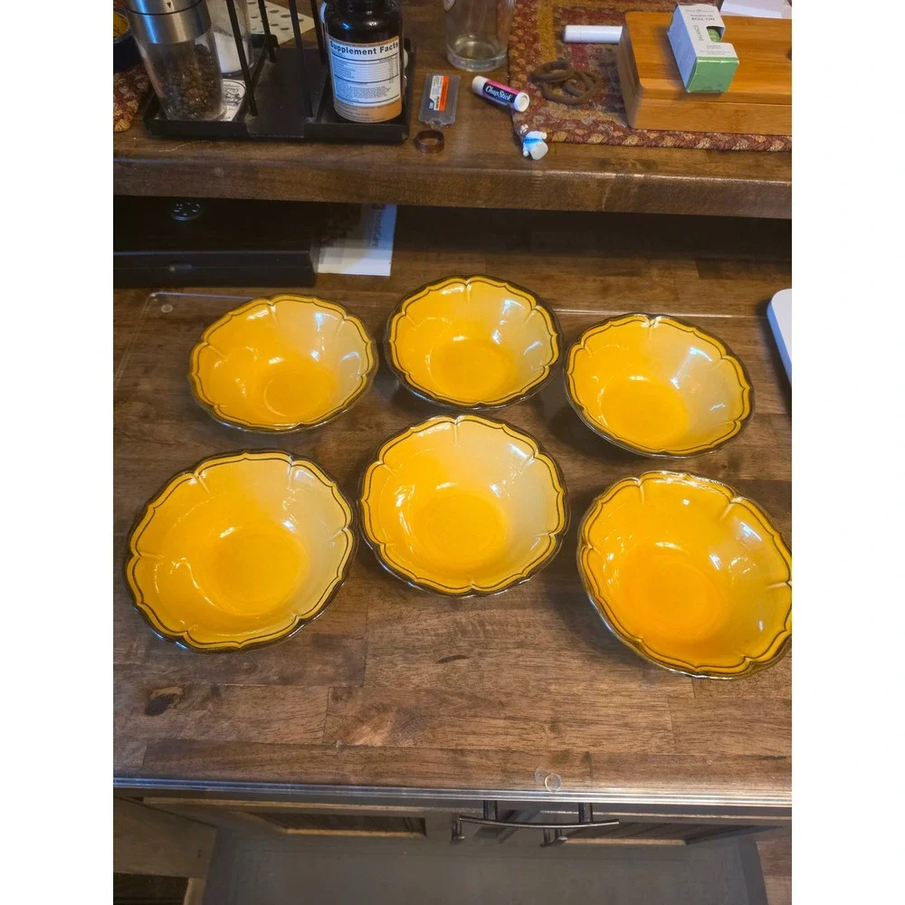 Set of 6 Metlox Poppy Trail Provincial Mustard Yellow Cereal Soup Bowls 6.25